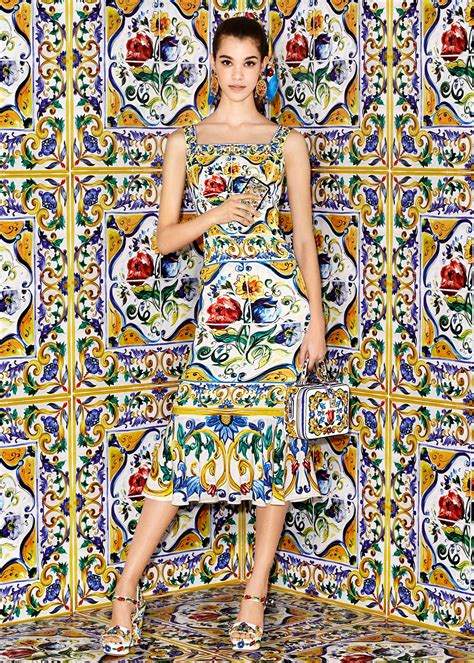 dolce gabbana maiolica llookbbok|dolce and gabbana majolica print.